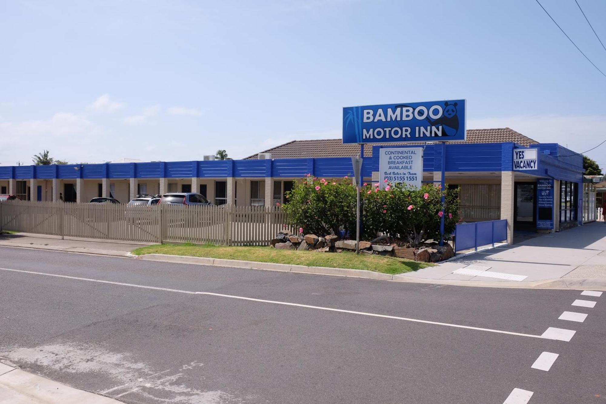 Bamboo Motor Inn Lakes Entrance Esterno foto